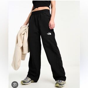 The North Face easy nylon baggy Pant - Women's NWT size XL